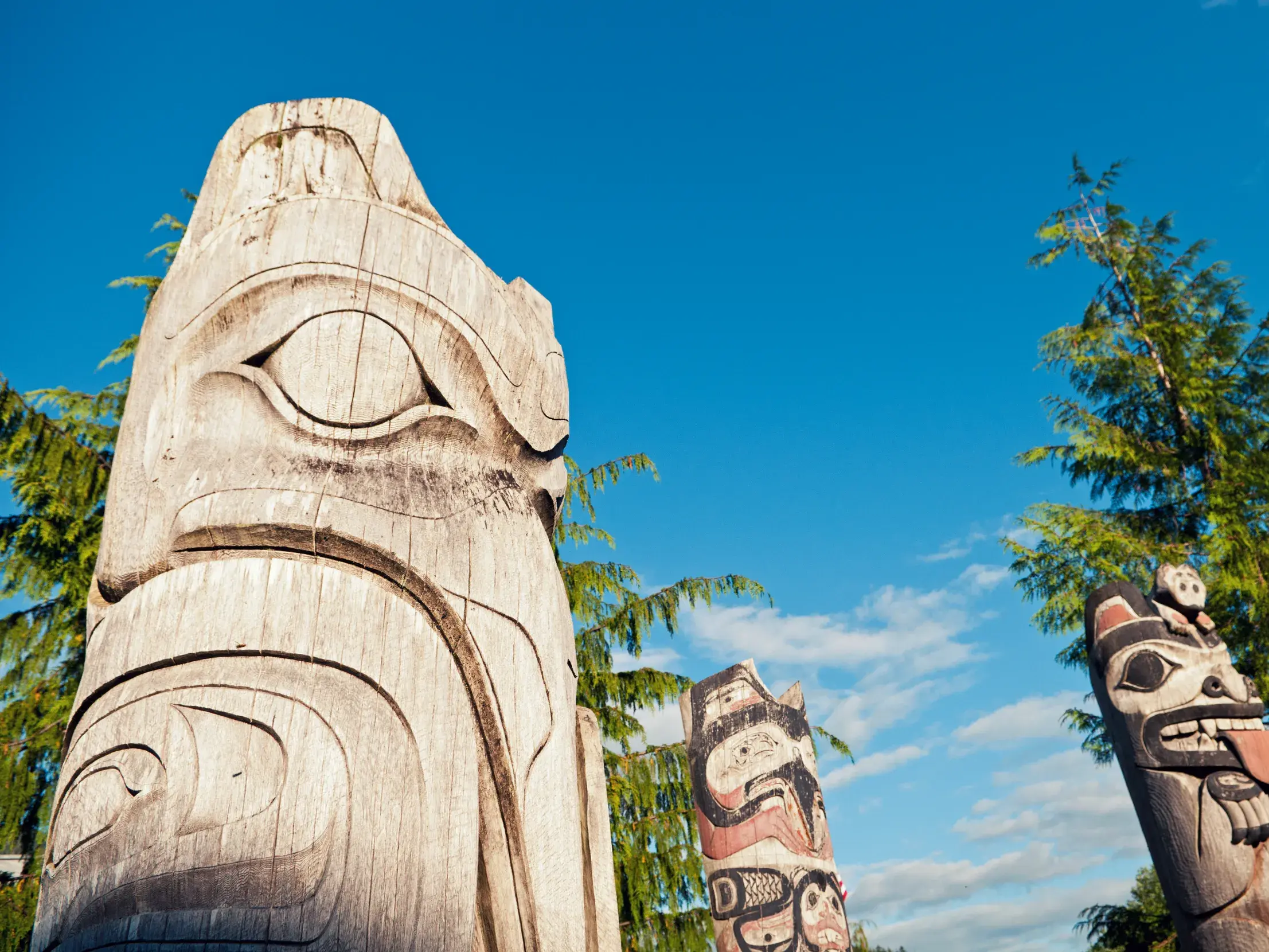 Auf Ihrer geführten Studienreise durch Alaska erhalten Sie im Yukon-Territory Einblicke in die Kultur der First Nations.